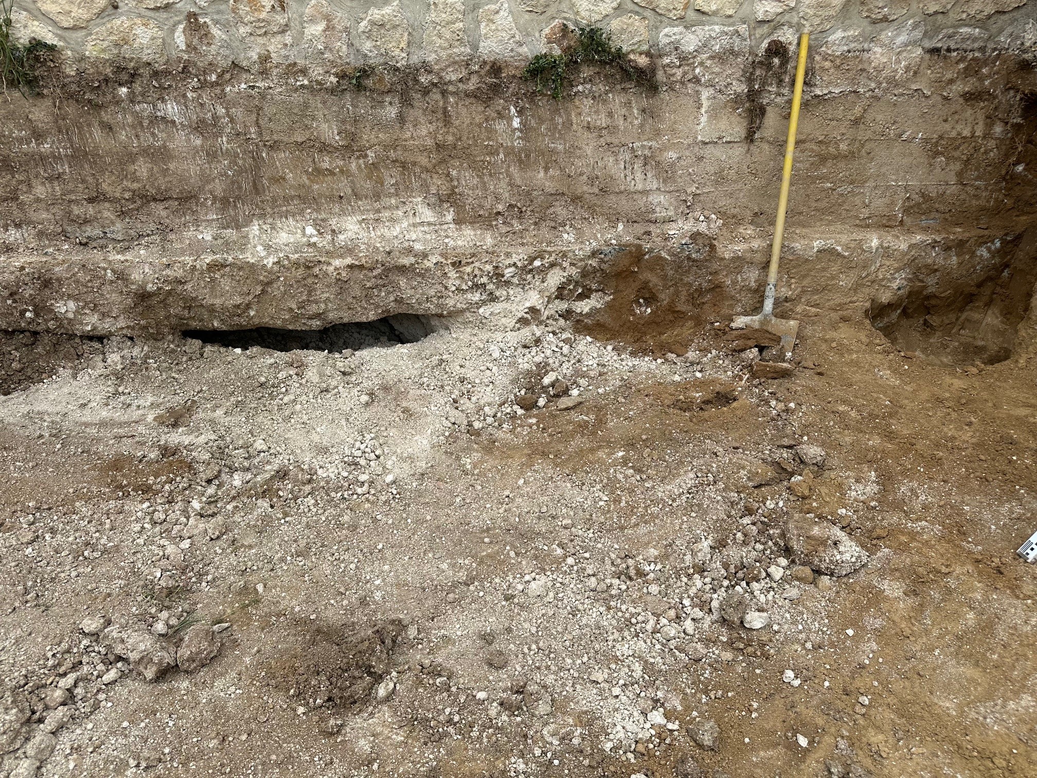 remblai-terrassement-extension-reims-taissy-cormontreuil-maconnerie-travaux-construction.jpg